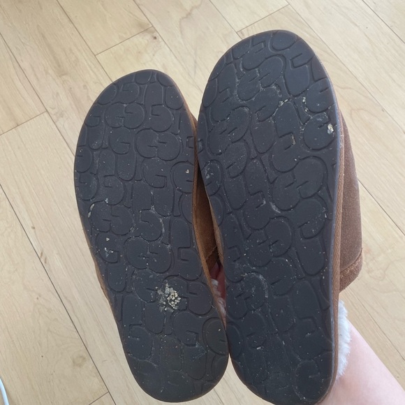 UGG Pearle Slipper Chestnut Color - Picture 4 of 4